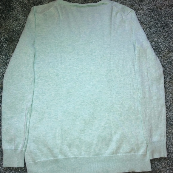 Blue/ Green Vineyard Vines V- Neck Sweater - Picture 3 of 3